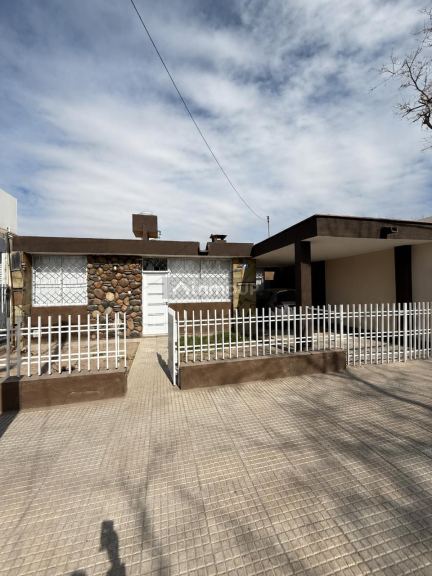 Casa en Alquiler en Guaymallen, Mendoza