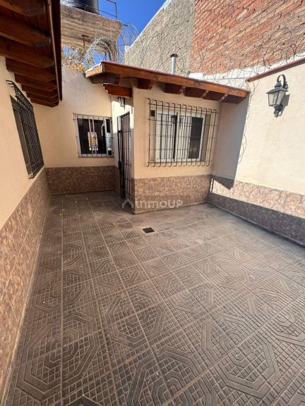 Casa en Alquiler en Godoy Cruz, Mendoza