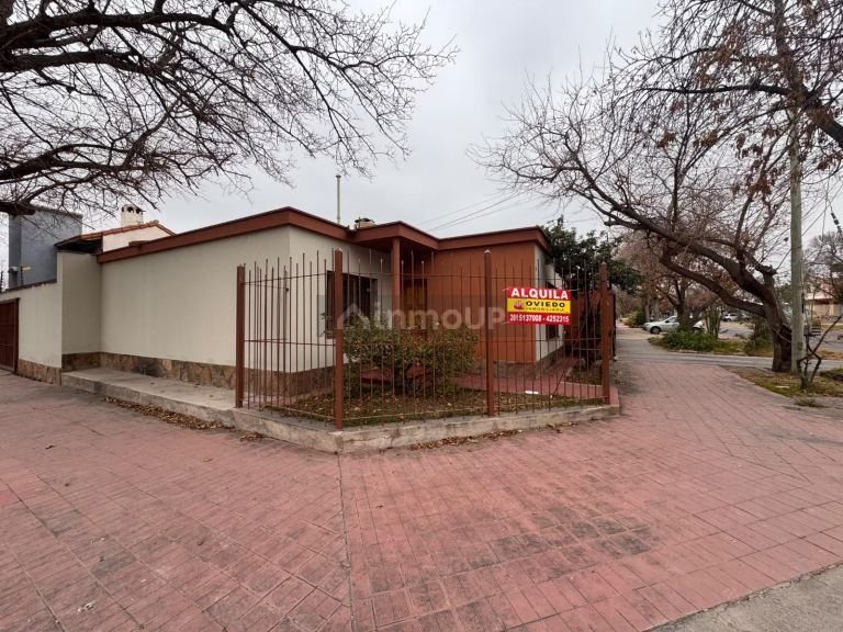 Casa en Alquiler en Capital, Mendoza