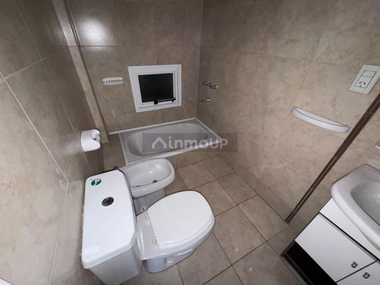 Local Comercial en Alquiler en Godoy Cruz, Mendoza