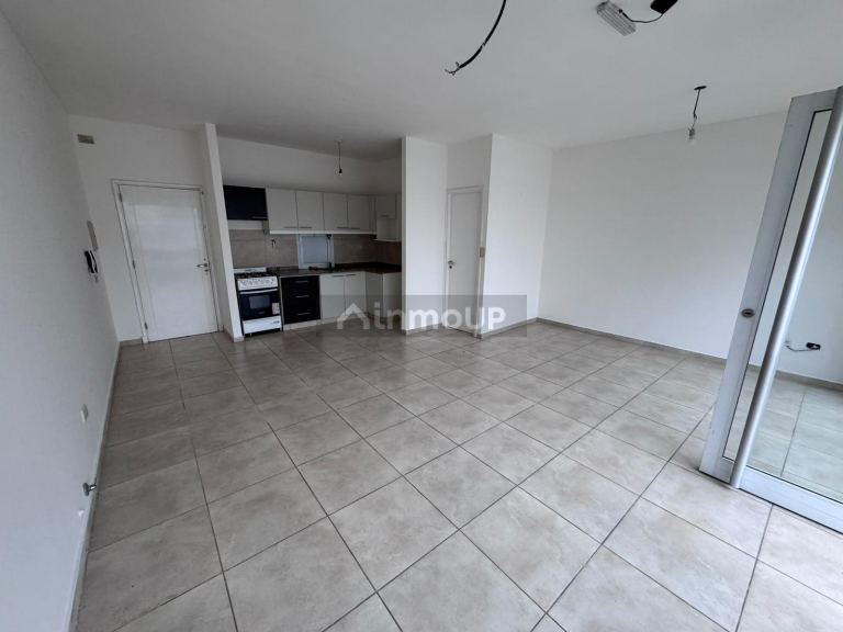 Local Comercial en Alquiler en Godoy Cruz, Mendoza