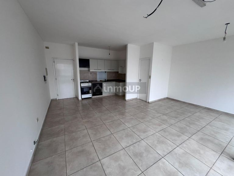 Local Comercial en Alquiler en Godoy Cruz, Mendoza