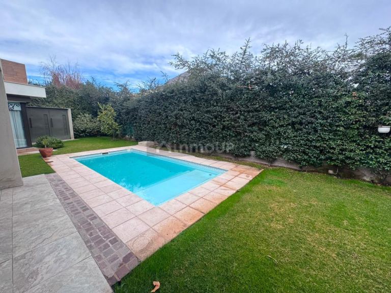 Casa en Venta en Guaymallen, Mendoza