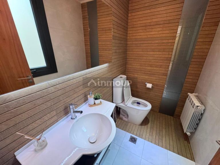 Casa en Venta en Guaymallen, Mendoza
