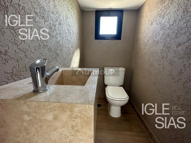 Casa en Alquiler en Escobar, G.B.A. Zona Norte