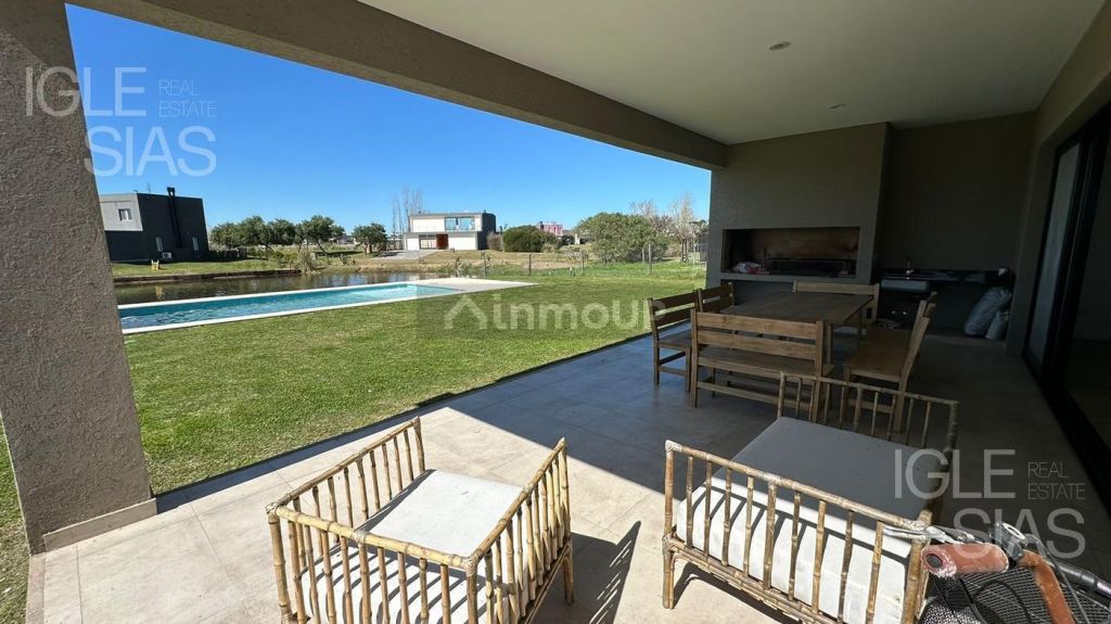 Casa en Alquiler en Escobar, G.B.A. Zona Norte