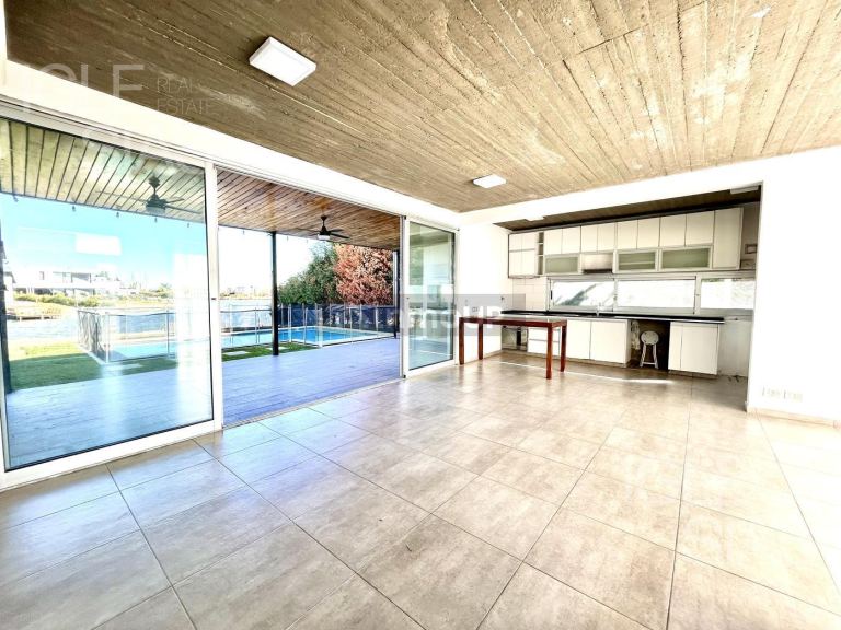 Casa en Alquiler en Escobar, G.B.A. Zona Norte
