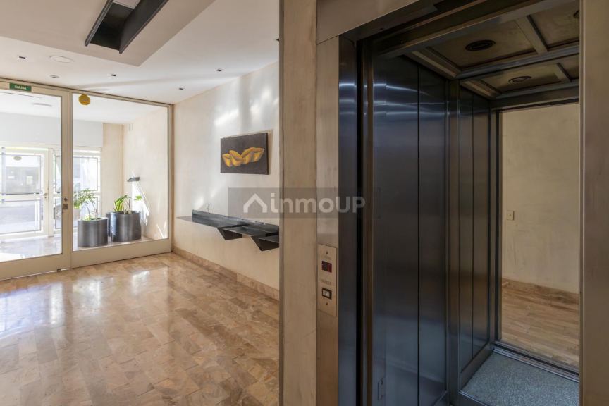Departamento en Venta en Monserrat, Capital Federal