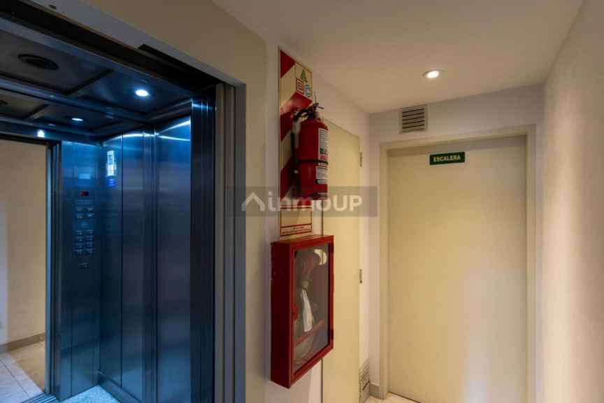 Departamento en Venta en Monserrat, Capital Federal