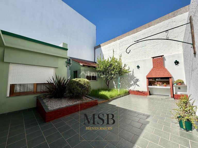 Casa en Venta en Ensenada, G.B.A. Zona Sur