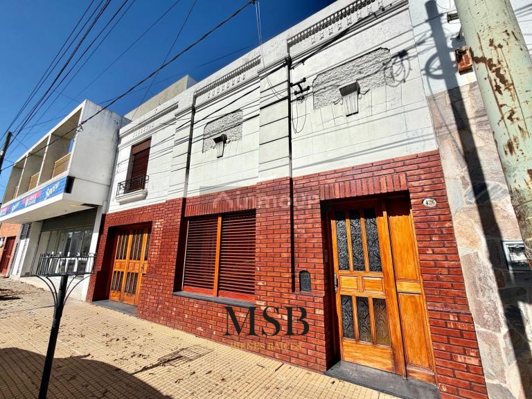 Casa en Venta en Ensenada, G.B.A. Zona Sur