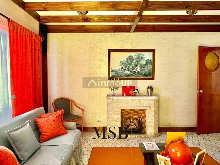 Casa en Venta en Ensenada, G.B.A. Zona Sur