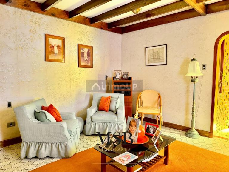 Casa en Venta en Ensenada, G.B.A. Zona Sur