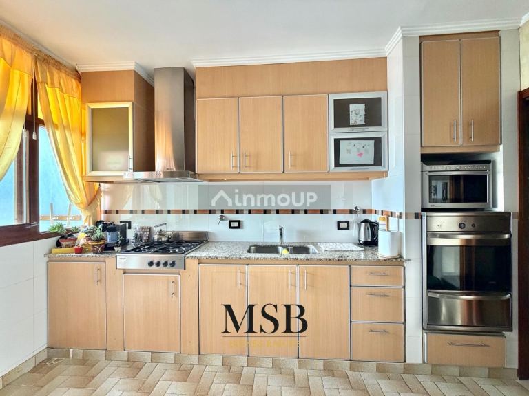 Casa en Venta en Ensenada, G.B.A. Zona Sur