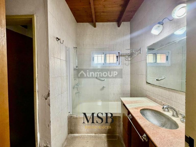 Casa en Venta en La Plata, G.B.A. Zona Sur
