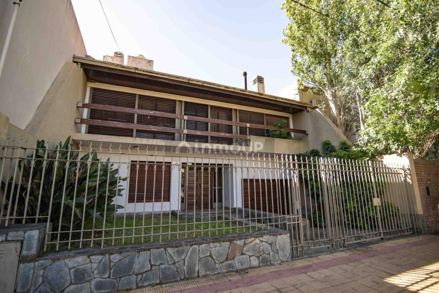 Casa en Venta en La Plata, G.B.A. Zona Sur
