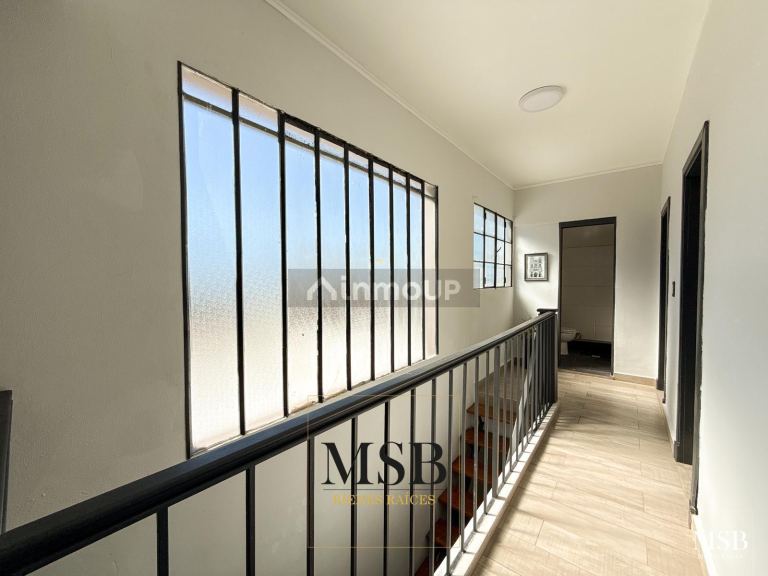 Casa en Venta en Ensenada, G.B.A. Zona Sur