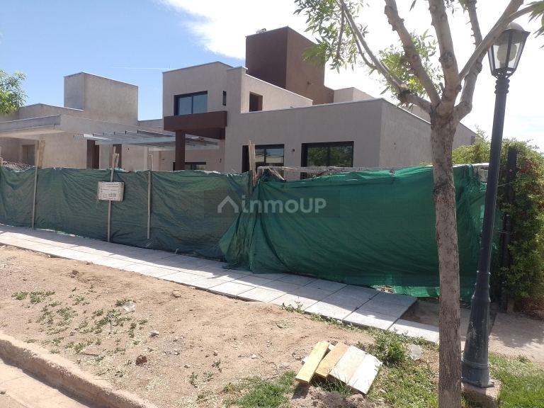 Casa en Venta en Maipu, Mendoza