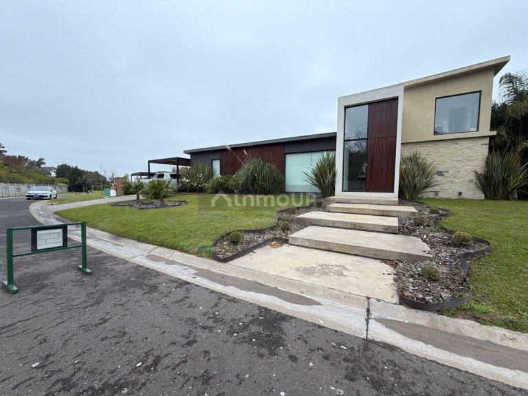 Casa en Venta en Escobar, G.B.A. Zona Norte