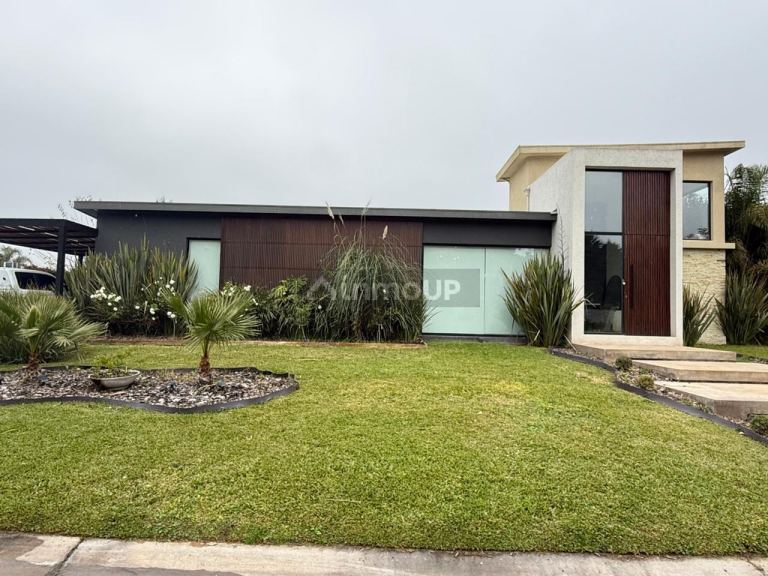 Casa en Venta en Escobar, G.B.A. Zona Norte
