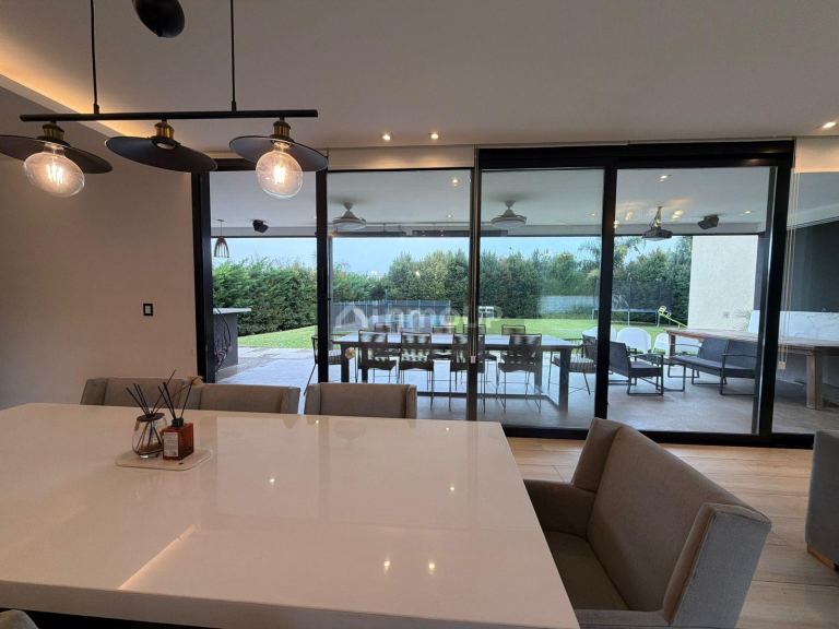 Casa en Venta en Escobar, G.B.A. Zona Norte