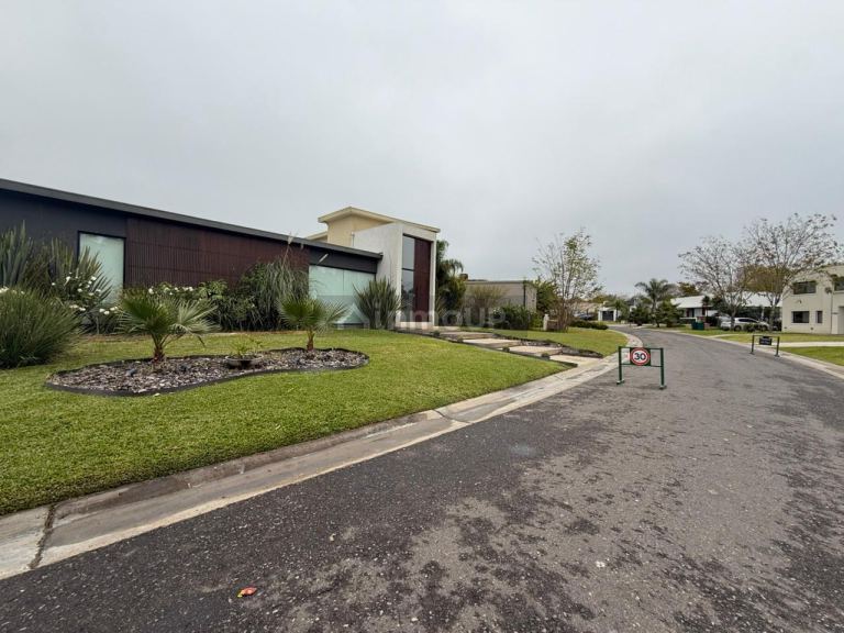 Casa en Venta en Escobar, G.B.A. Zona Norte
