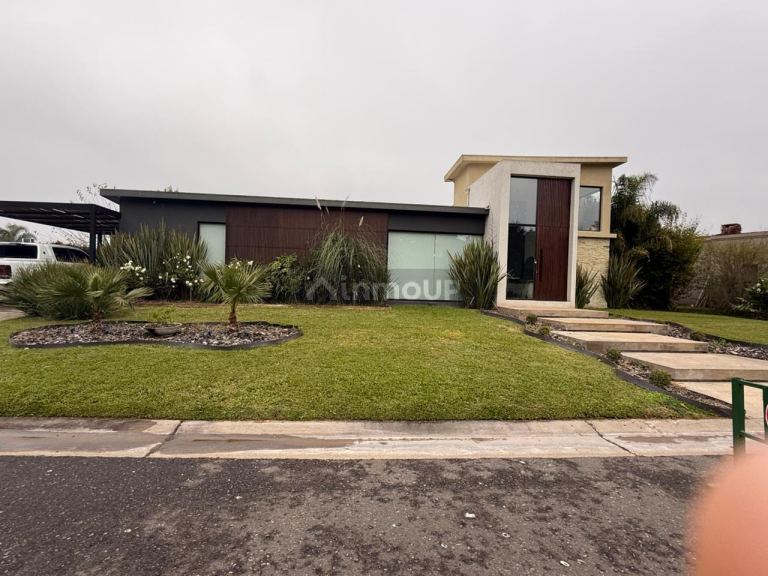 Casa en Venta en Escobar, G.B.A. Zona Norte