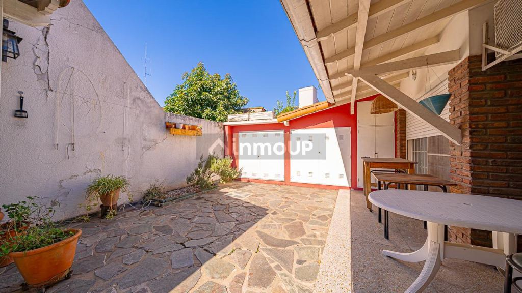 Casa en Venta en Tres de Febrero, G.B.A. Zona Oeste