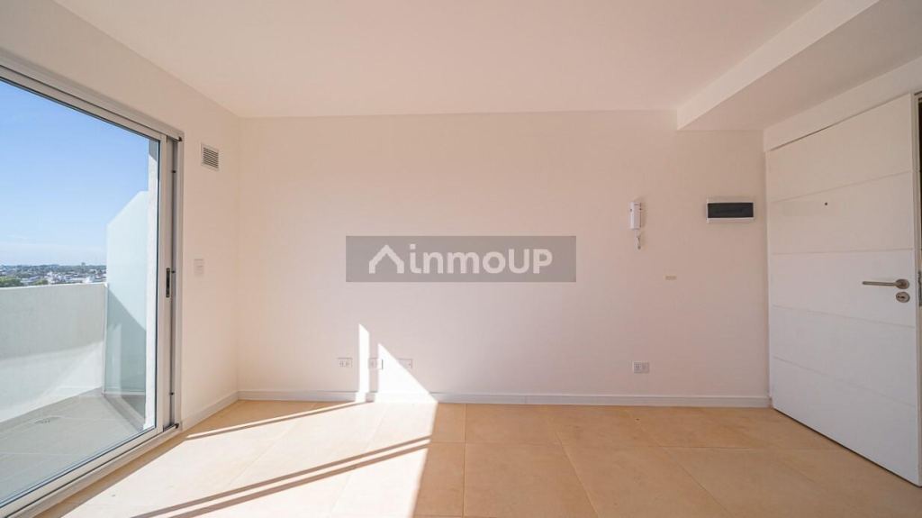 Departamento en Venta en Tres de Febrero, G.B.A. Zona Oeste