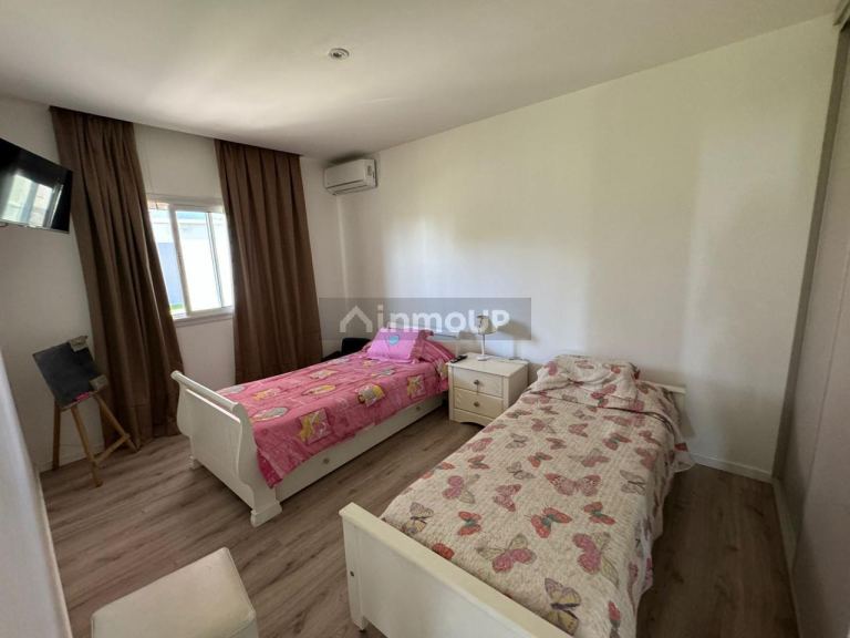 Casa en Venta en San Vicente, G.B.A. Zona Sur