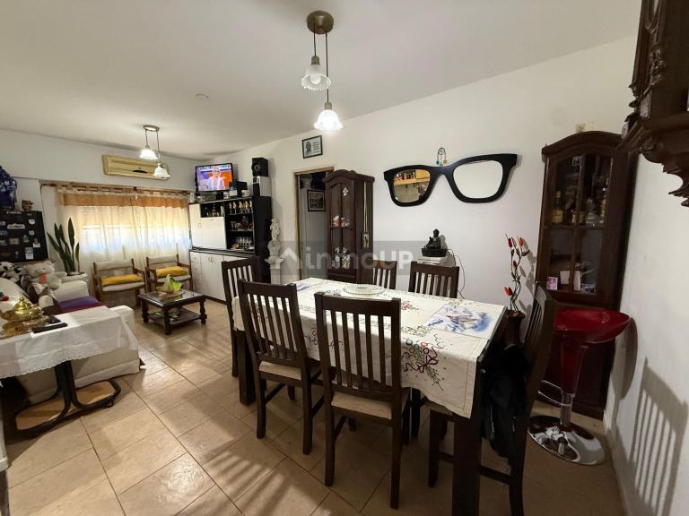 P H en Venta en Avellaneda, G.B.A. Zona Sur