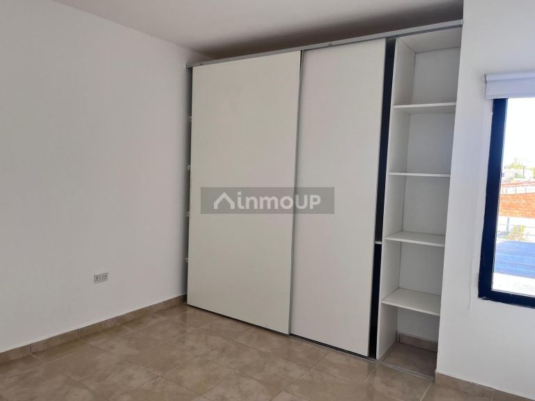 Casa en Alquiler en Neuquen, Neuquen