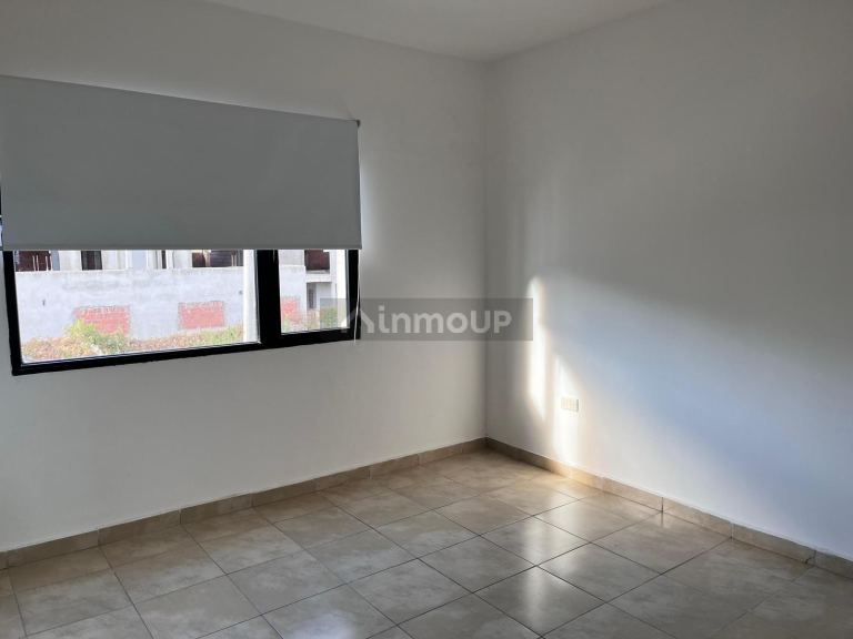 Casa en Alquiler en Neuquen, Neuquen