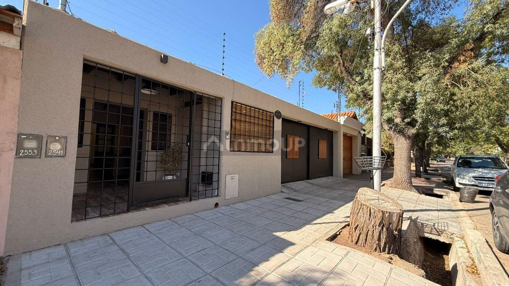 Casa en Venta en Capital, Mendoza