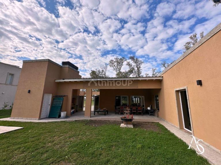 Casa en Venta en General Rodriguez, G.B.A. Zona Oeste