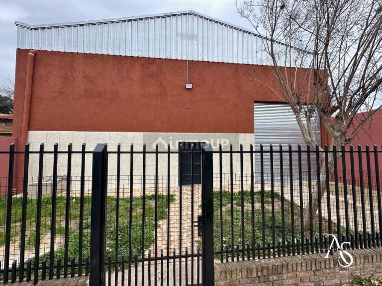 Local Comercial en Venta en Jose Clemente Paz, G.B.A. Zona Norte