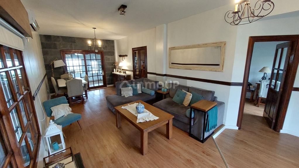 Casa en Venta en Hurlingham, G.B.A. Zona Oeste