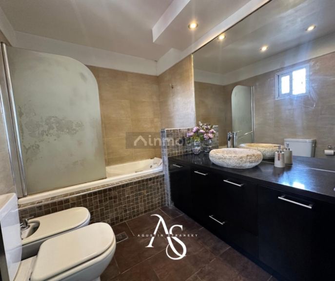 Casa en Venta en Hurlingham, G.B.A. Zona Oeste