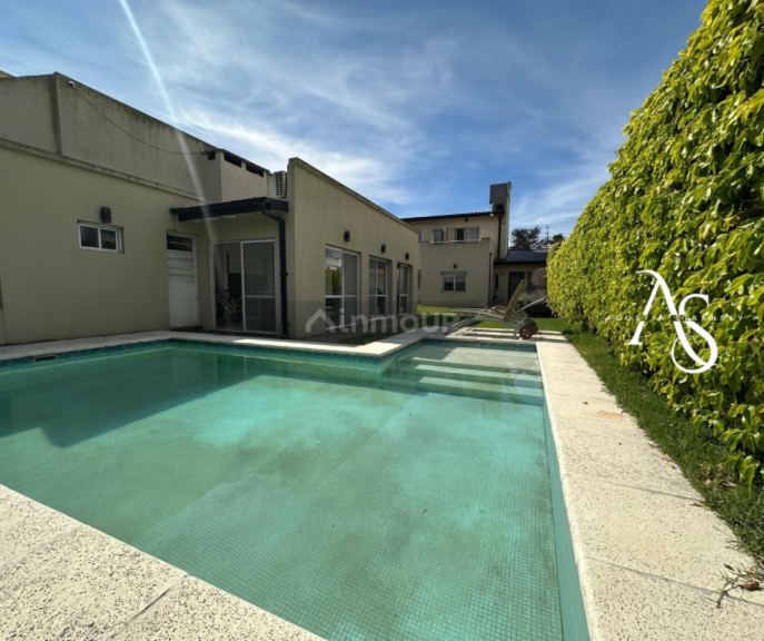 Casa en Venta en Hurlingham, G.B.A. Zona Oeste