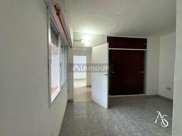 P H en Alquiler en Moreno, G.B.A. Zona Oeste