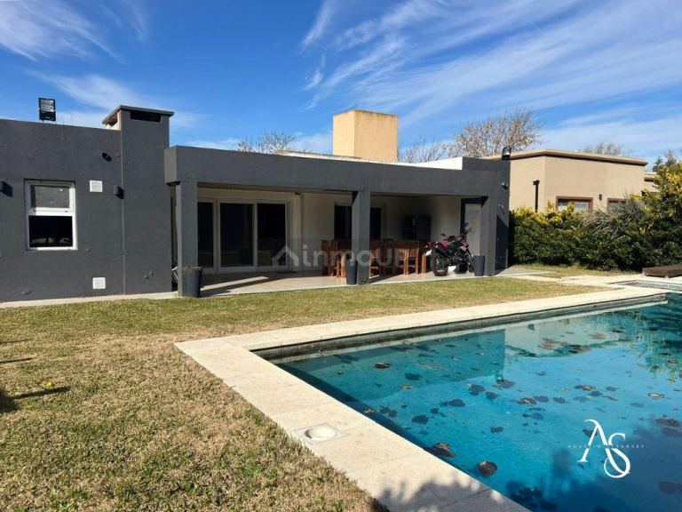 Casa en Venta en Campana, G.B.A. Zona Norte