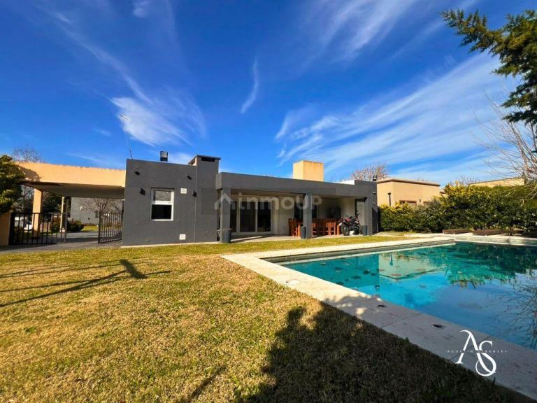 Casa en Venta en Campana, G.B.A. Zona Norte