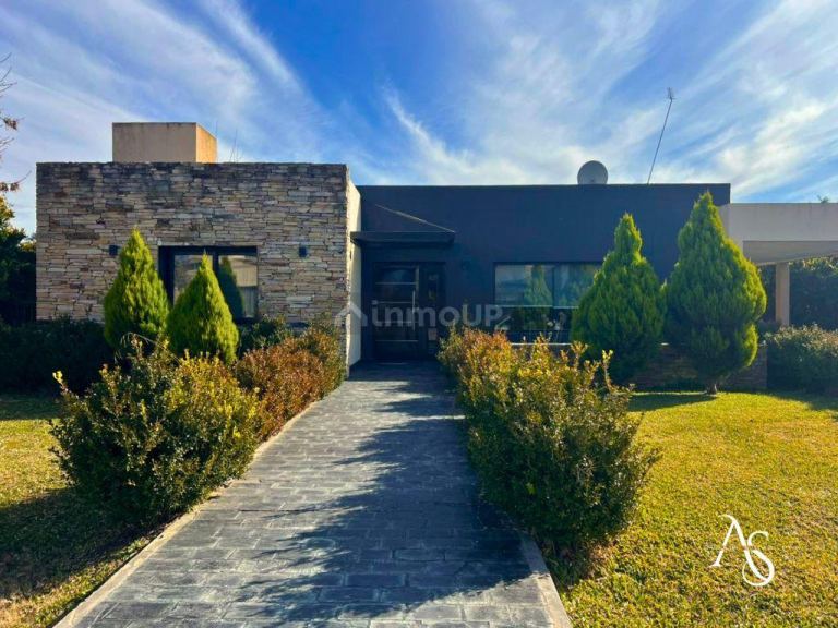 Casa en Venta en Campana, G.B.A. Zona Norte