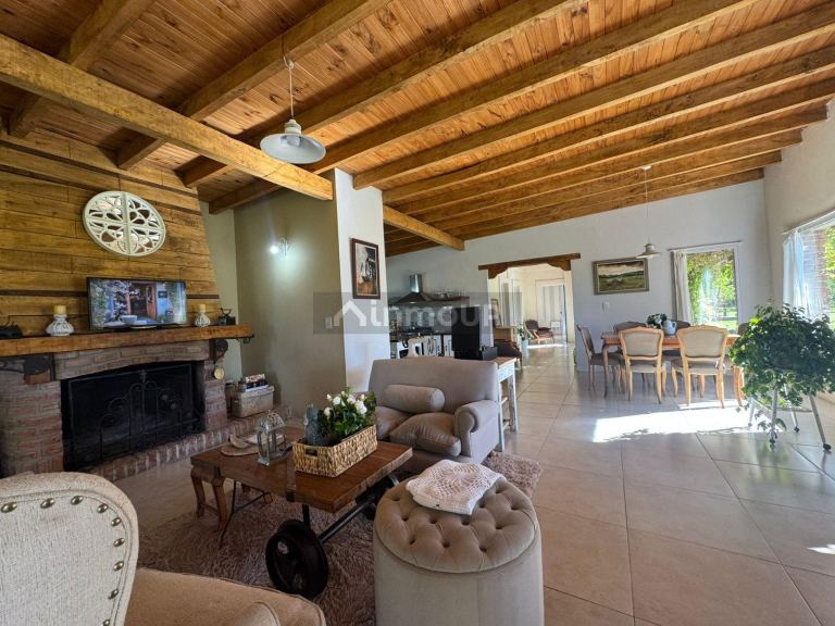 Casa en Venta en General Roca, Rio Negro