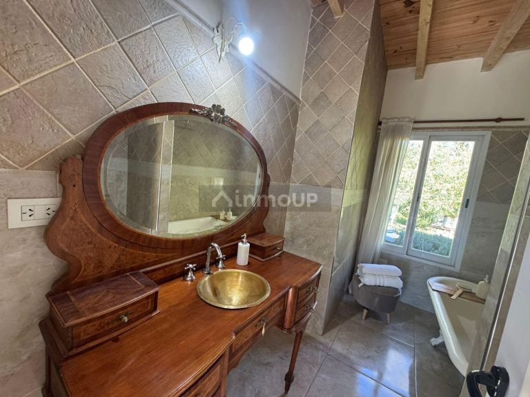 Casa en Venta en General Roca, Rio Negro