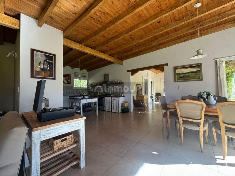 Casa en Venta en General Roca, Rio Negro