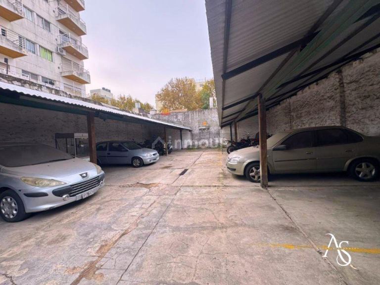 Cochera en Venta en Tres de Febrero, G.B.A. Zona Oeste