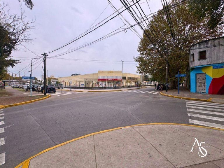 Cochera en Venta en Tres de Febrero, G.B.A. Zona Oeste