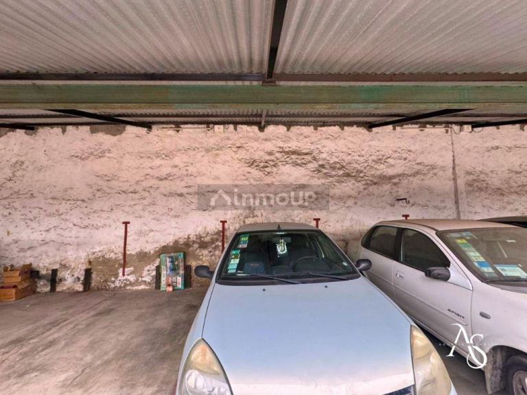 Cochera en Venta en Tres de Febrero, G.B.A. Zona Oeste