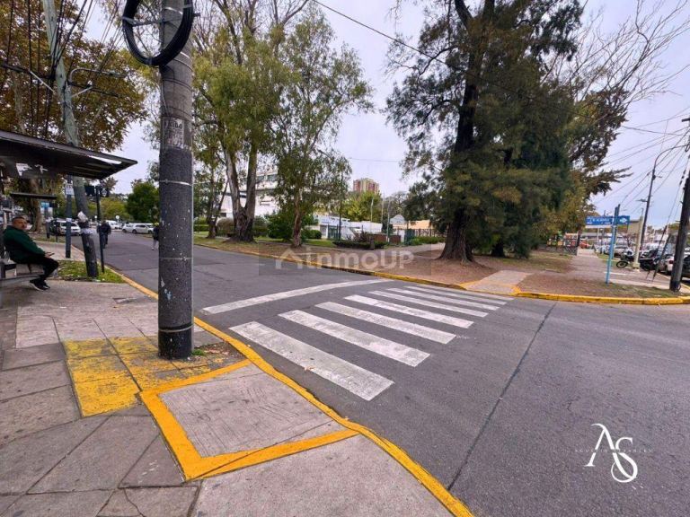 Cochera en Venta en Tres de Febrero, G.B.A. Zona Oeste
